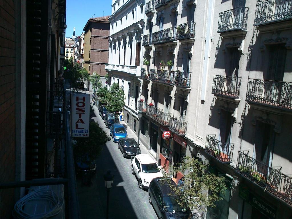 Hostal Cervantes Madrid Exterior foto